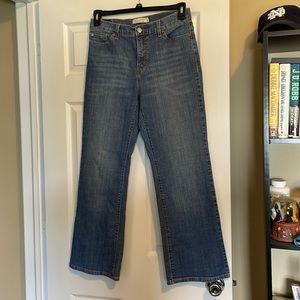 Levi’s 512 Perfectly Slimming boot cut jeans size 12 short